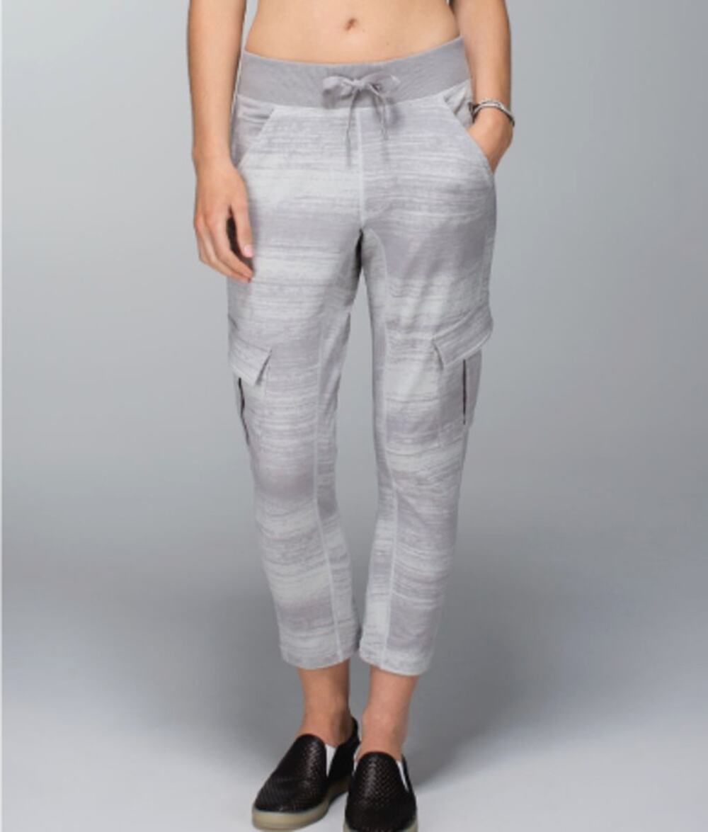 Lululemon Carry And Go Pant II 8 Righteous Stripe Silver Spoon Gray Cargo Crop
